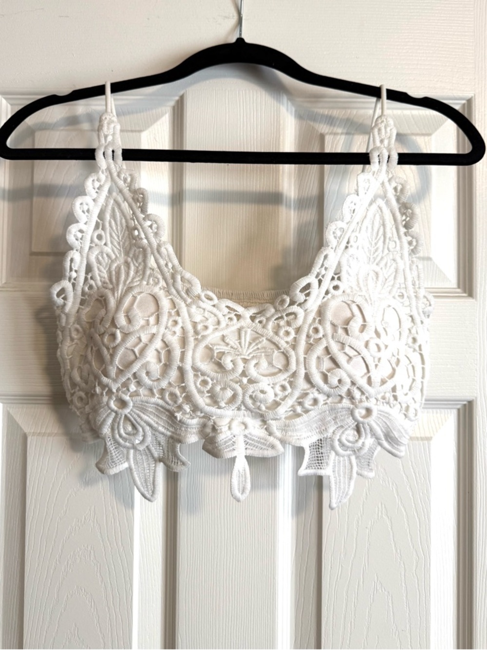 DAVI & DANI White Lace Crochet Bralette